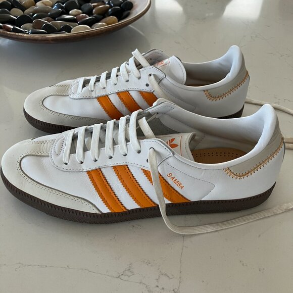 WOMENS ADIDAS SAMBA OG CLOUD WHITE ORANGE SIZE 11 - Picture 3 of 7